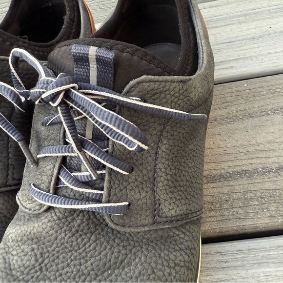 Johnston & Murphy XC4 Casual Navy Waterproof Oxfords with Tan Size 10.5M N - Picture 5 of 17